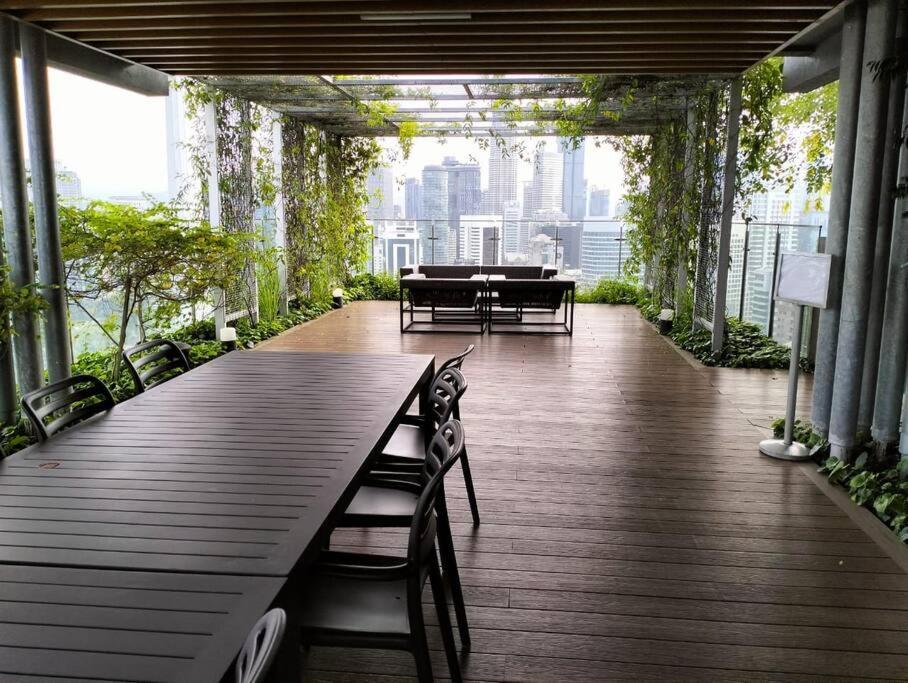 Klcc Towerviewsty5Pax At Ceylonzsuites Kuala Lumpur Exteriör bild