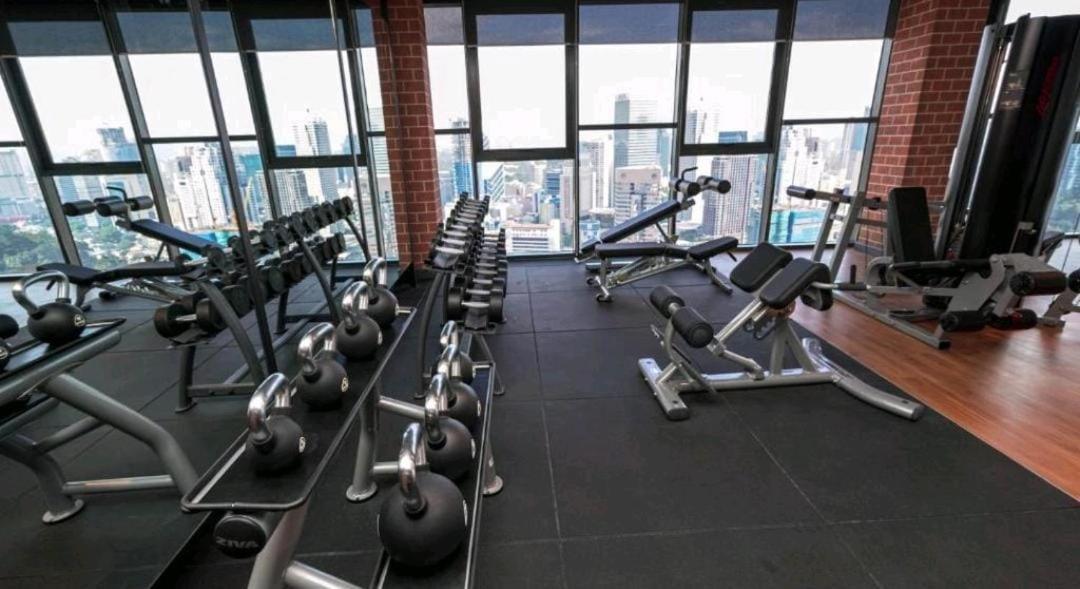 Klcc Towerviewsty5Pax At Ceylonzsuites Kuala Lumpur Exteriör bild