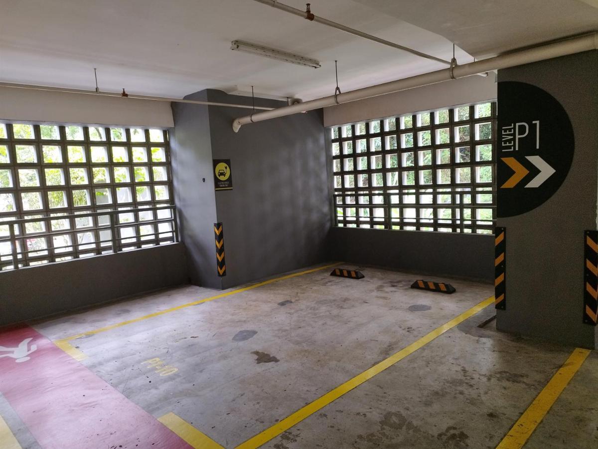 Klcc Towerviewsty5Pax At Ceylonzsuites Kuala Lumpur Exteriör bild